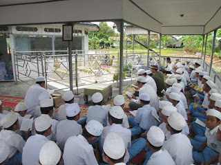 Rayakan Hari Guru Dengan Ziarahi Makam Pendiri PIP