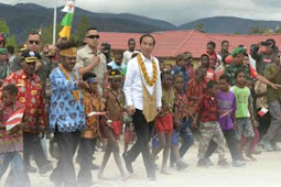 Jokowi dan Iriana Lakukan Kunjungan Kerja ke Papua Barat