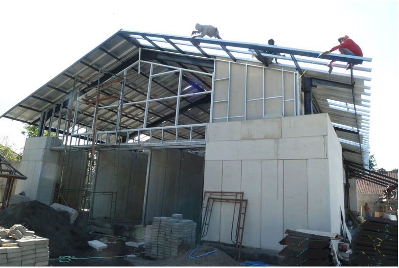 Dinding Beton Ringan Wallplus - Bahan Bangunan Hemat