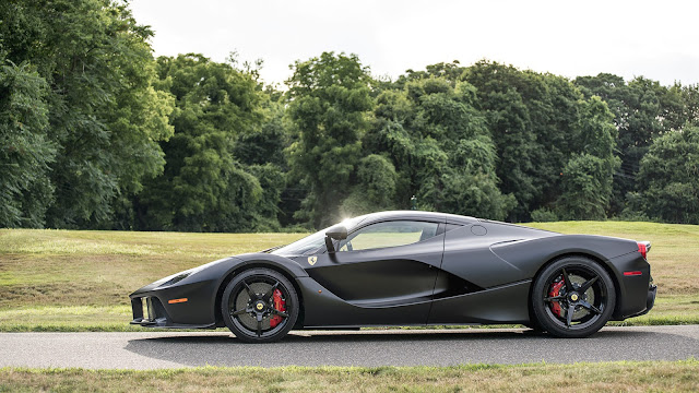 ferrari laferrari