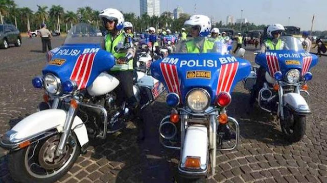 KEPOLISIAN AKAN KAWAL BUS TRANSJAKARTA AGAR MEMPERCEPAT PERJALANAN