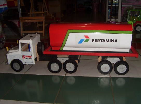 Gambar Miniatur Truk  Pertamina Info Mobil Truck