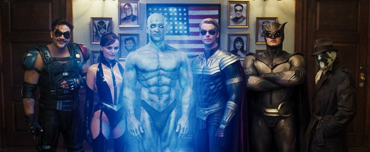 Group photo of The Comedian, Silk Spectre, Doctor Manhattan, Ozymandias, Nite Owel, and Rorschach in Watchmen film