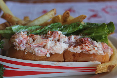 lobster roll at Cooks Lobster