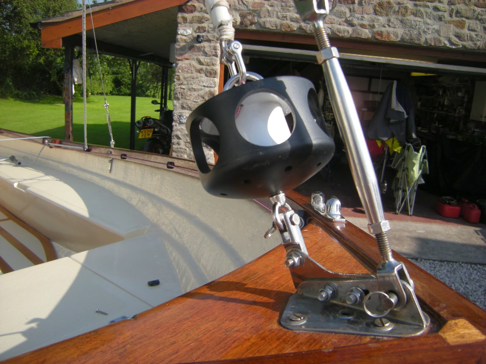 Joel's Navigator Site: How to build a roller furler for 