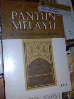 Jual Buku Pantun Melayu, Titik Temu Islam dan Budaya Lokal Nusantara, Penulis  Abd. Rachman Abror