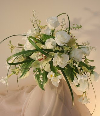 Artificial flower bouquets for weddings