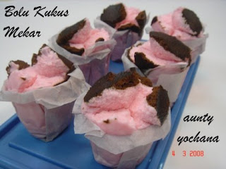 Yochana's Cake Delight! : Bolu Kukus Mekar