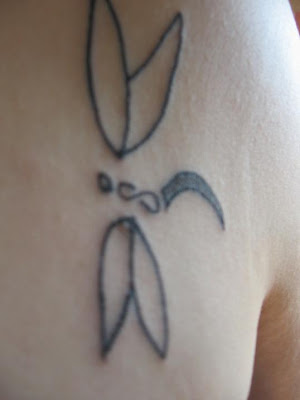 Butterfly - Dragonfly / Kelebek - Yusufçuk 1. Posted by tattoo art at 10:41