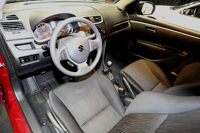 Suzuki Swift Interior 2010. Interior Design and Special