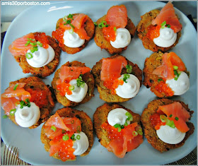 Latkes de Patata con Salmón Ahumado y Sour Cream