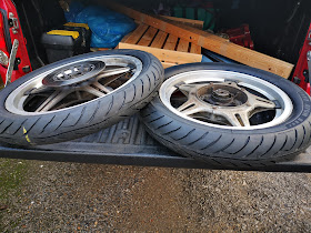 CX500 Comstar Wheels with Avon AM26 tyres