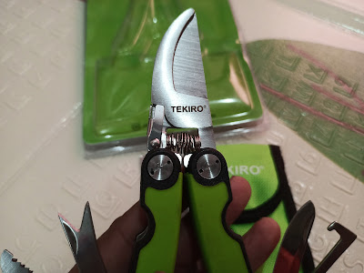 Tampilan Depan Tekiro Multifunction Scissor GT-MS1708 Ketika Gunting Ditutup