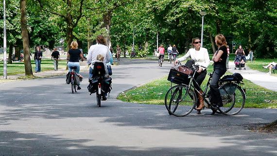 Costumbres ciclistas en Amsterdam