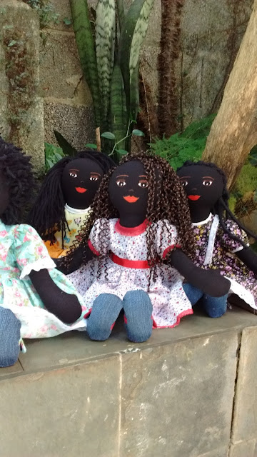 diversidade, boneca preta, boneca artesanal de pano