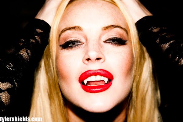 lindsay lohan vampire pictures. PRESS: Lindsay Lohan acts like