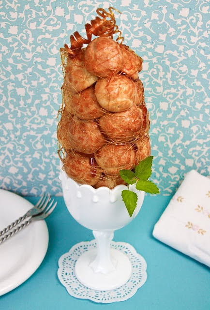  Piece  Mont e or Croquembouche Sprinkle Bakes