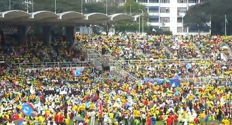  Gambar Himpunan  Kebangkitan Rakyat di dalam Stadium 