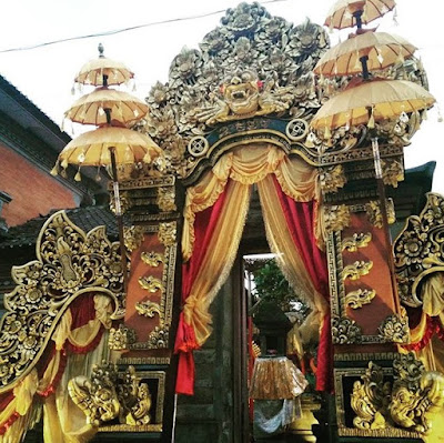 dekorasi pernikahan adat bali modern terbaru