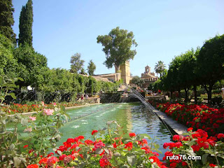 Jardines del Alcazar de los Reyes Cristianos cordoba andalucia