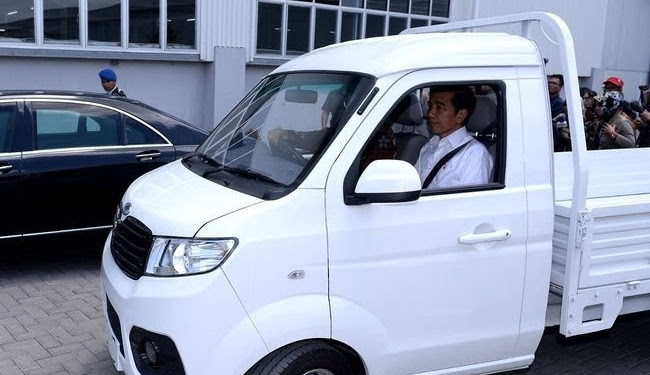 Nongol Lagi Jelang Pemilu, Esemka 'Dihujani' Komentar Jenaka Nongol Lagi Jelang Pemilu, Esemka 'Dihujani' Komentar Jenaka