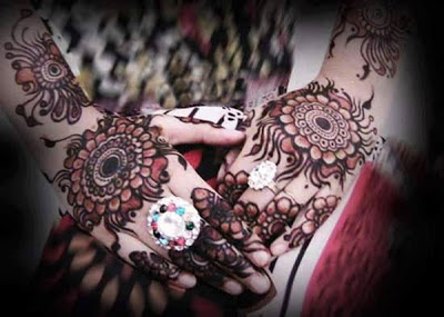 Arabian Mehndi Designs 2013 Wallpapers Photos Pictures Pics Images 