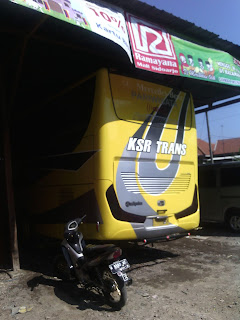  Sewa Bus Pariwisata PO. KSR Trans Surabaya