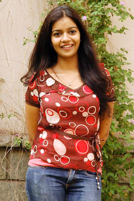 Swathi Latest Cute Pics