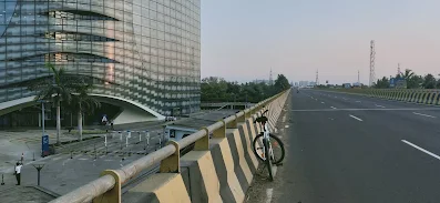 Cycling along Chennai Trichy highway