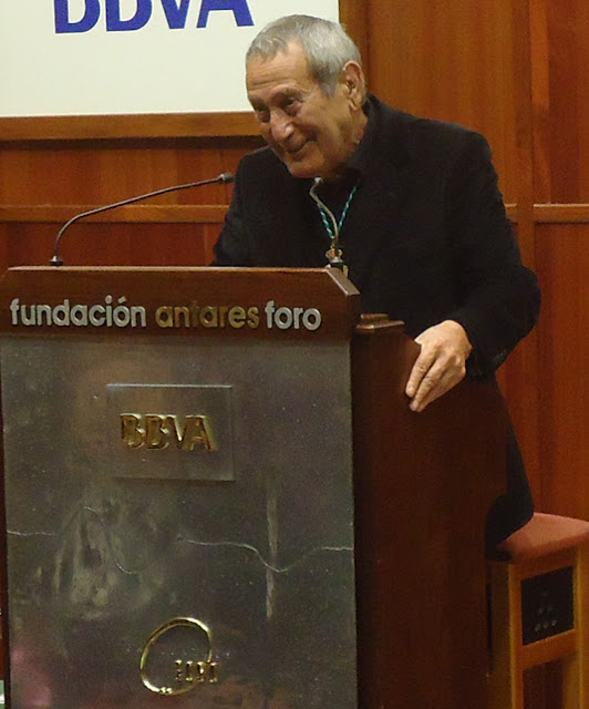 Elio-Berhanyer-en-el-Foro-Antares-de-Sevilla