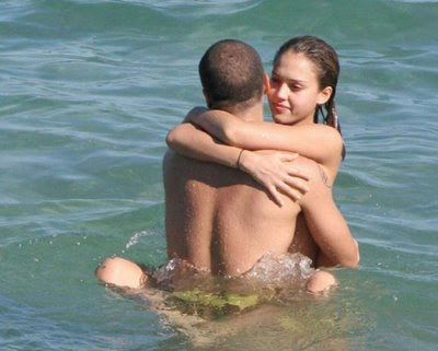 jessica alba naked in new movie