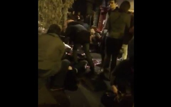 ΠΡΟΣΟΧΗ ΣΚΛΗΡΕΣ ΕΙΚΟΝΕΣ: Δείτε βίντεο - ντοκουμέντο από την επίθεση στο Παρίσι [video] 