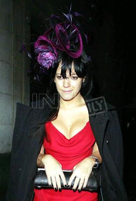 Sexy star Lily Allen HAT Photo