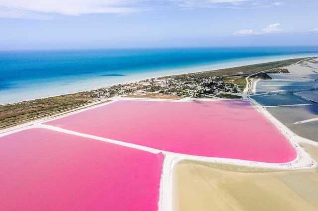 Nằm ở bán đảo Yucatan (Mexico), Las Coloradas từ nơi không nhiều người biết đã trở nên hút khách nhờ hồ nước hồng đẹp kỳ ảo, hình thành do một nghề nghiệp có từ thời Maya cổ đại.        Vốn là những ruộng muối, Las Coloradas trở thành hồ nước có màu hồng độc đáo nằm ở mũi bắc bán đảo Yucatan, phía đông nam Mexico. Nơi đây khiến nhiều người ngỡ ngàng về khung cảnh kỳ ảo hiếm thấy.