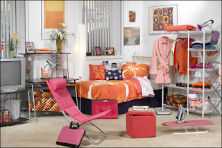 Luxury Decorating Dorm Room Design- very simple good design for decorating 
