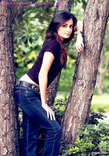 Diya Mirza Hot