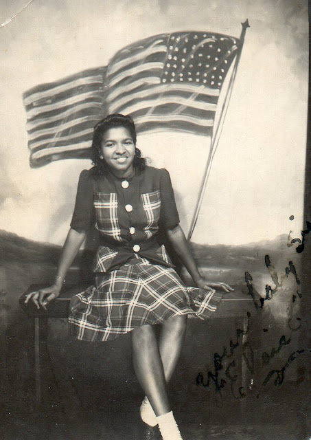 Eloise Thompson Bryant Grigsby as a teenager. My grandmother Mary Bryant Horton's sister What a great background for a portrait!