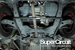 SUPERCIRCUIT Front Lower Brace installed to the Toyota Alphard 2.4 ANH10.