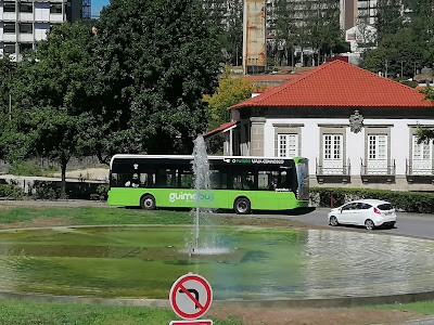 Chafariz perto do Hospital de Guimarães