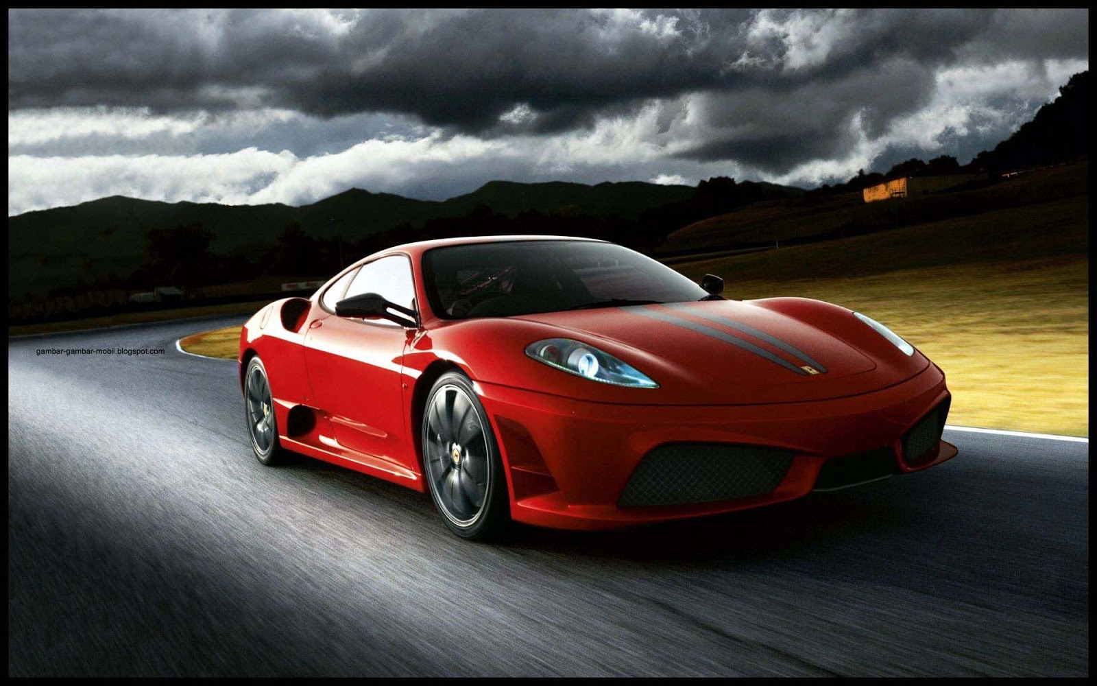 Inilah Kelebihan Mobil Ferrari Sebagai Mobil Mewah Dunia Gambar