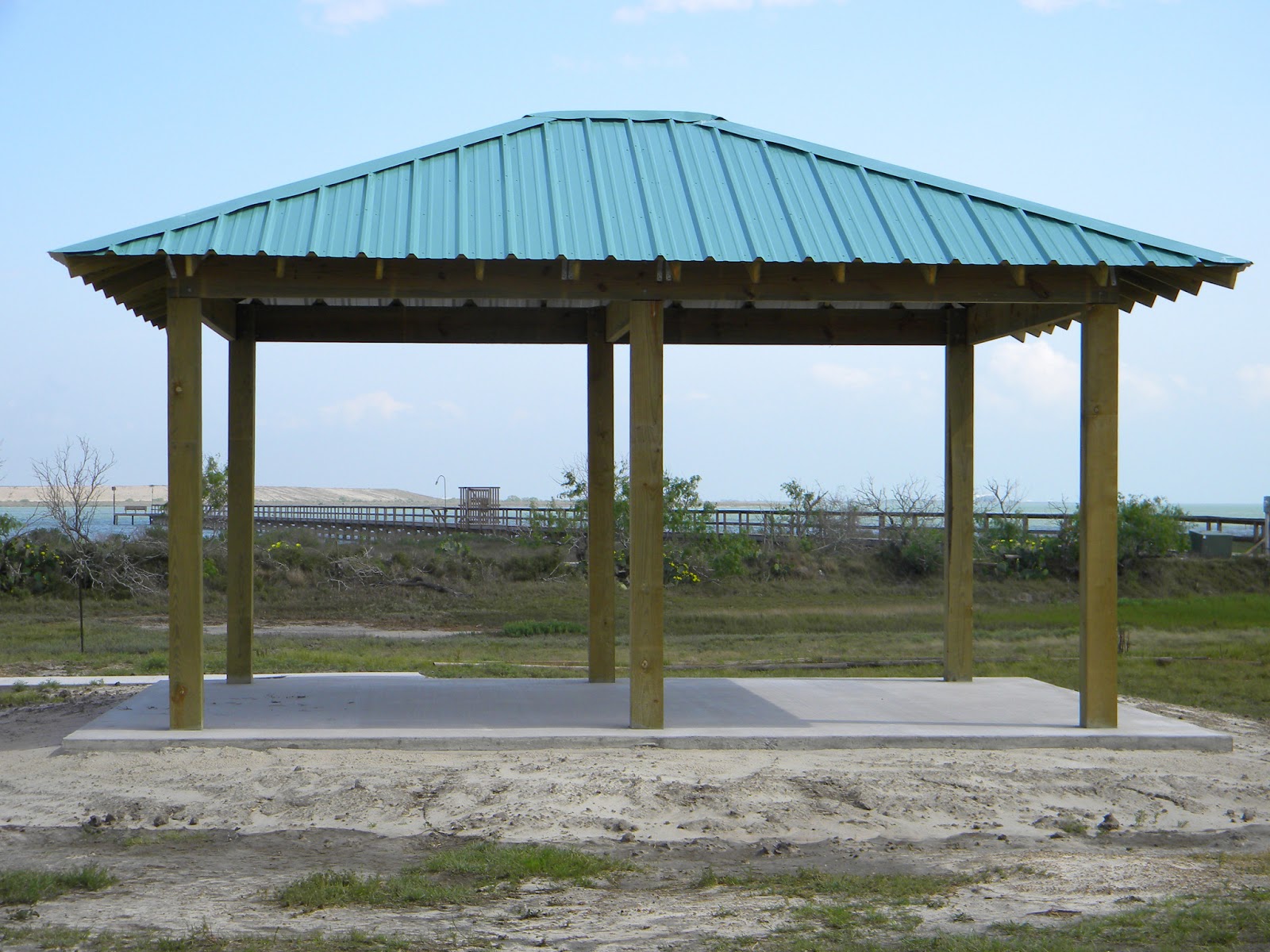 Sunset Bay Community: New Covered Picnic Shelter Completed in Common Area