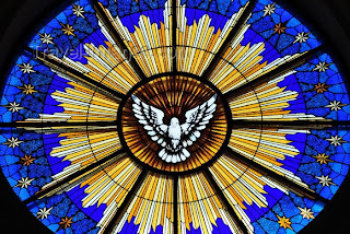 dove of the holy spirit for peace - Beautiful religious background free download Christian images and bible clip art pictures