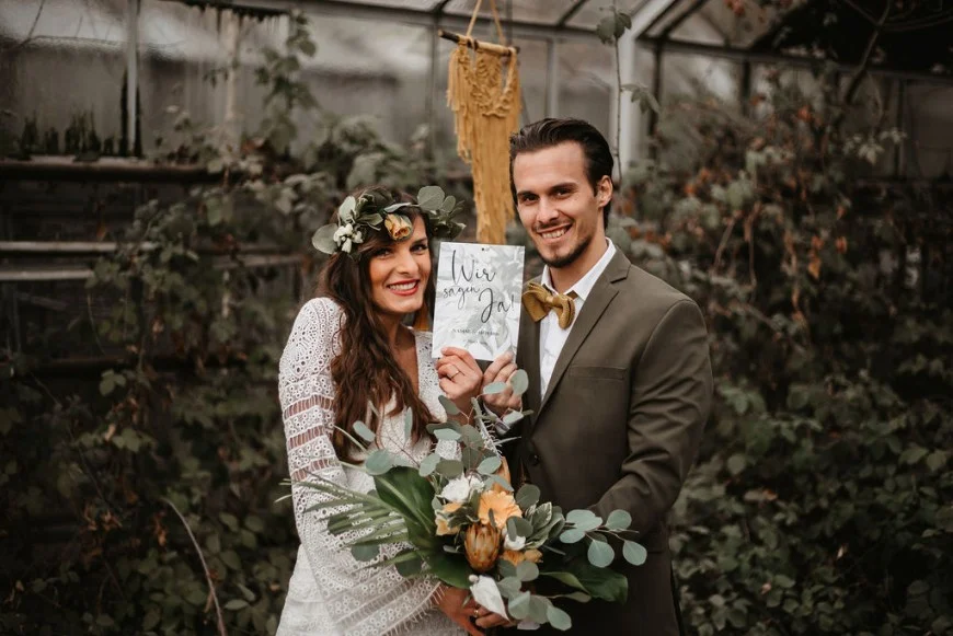 @isabel.pogscheba.photography GERMANY BOHO WEDDING INSPIRATION CAKE EARTHY