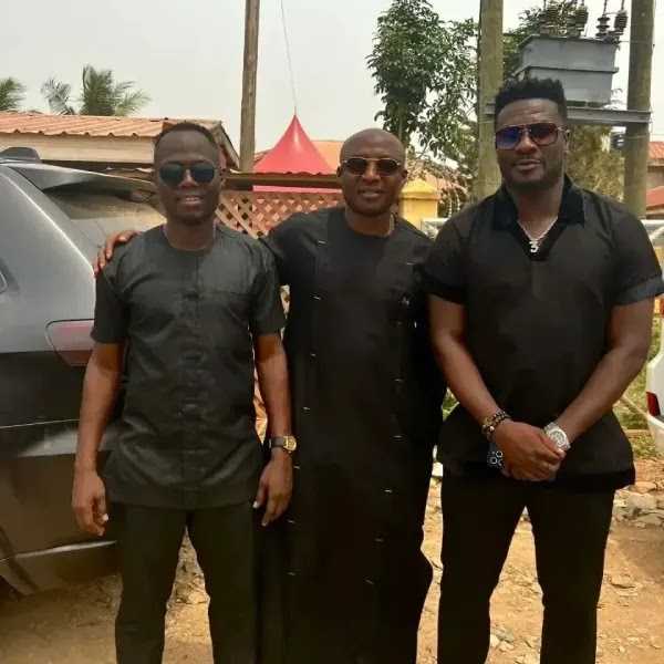 Asamoah Gyan, Muntari, Agyemang Badu And Other Ex-Black Stars Players Visits Christian Atsu's Family