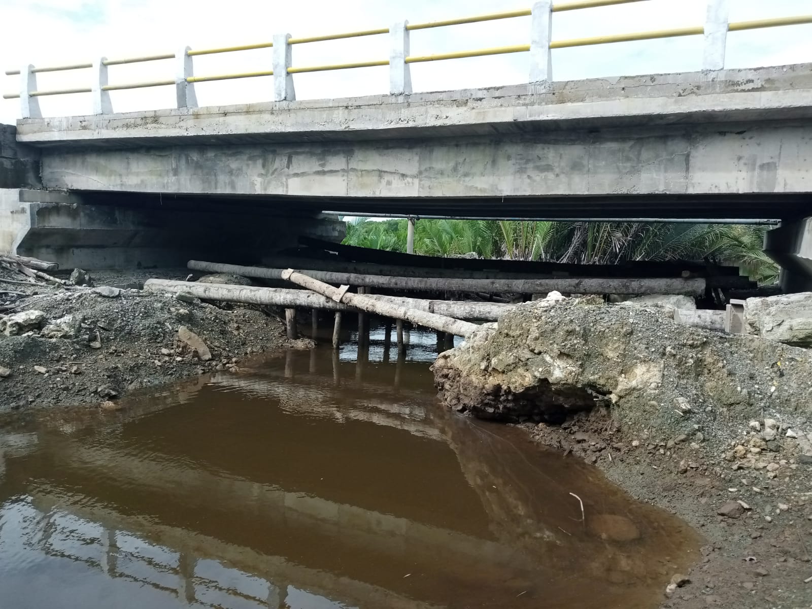 Dua Jembatan yang Baru Dibangun di Simeulue Diduga Bermasalah dan Menjadi Perhatian Publik