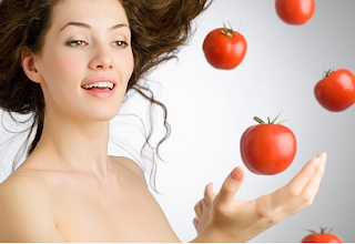 Khasiat dan Manfaat Buah Tomat Untuk Perawatan Kulit Wajah
