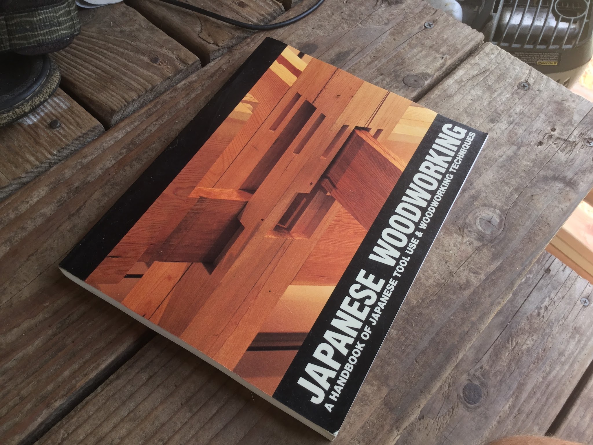 My peculiar nature: More books....."Japanese Woodworking"