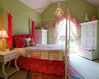 Decoración dormitorio verde rosa