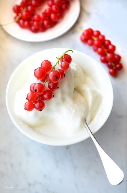 Gelato-allo-yogurt-facilissimo-senza-gelatiera