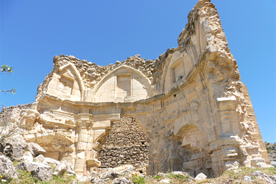 Ruinas del Santuario de Toloño